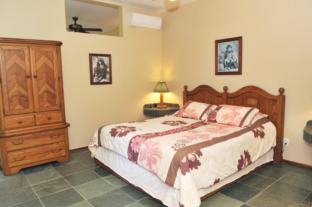 Aloha Aku Inn & Suites Kihei Quarto foto