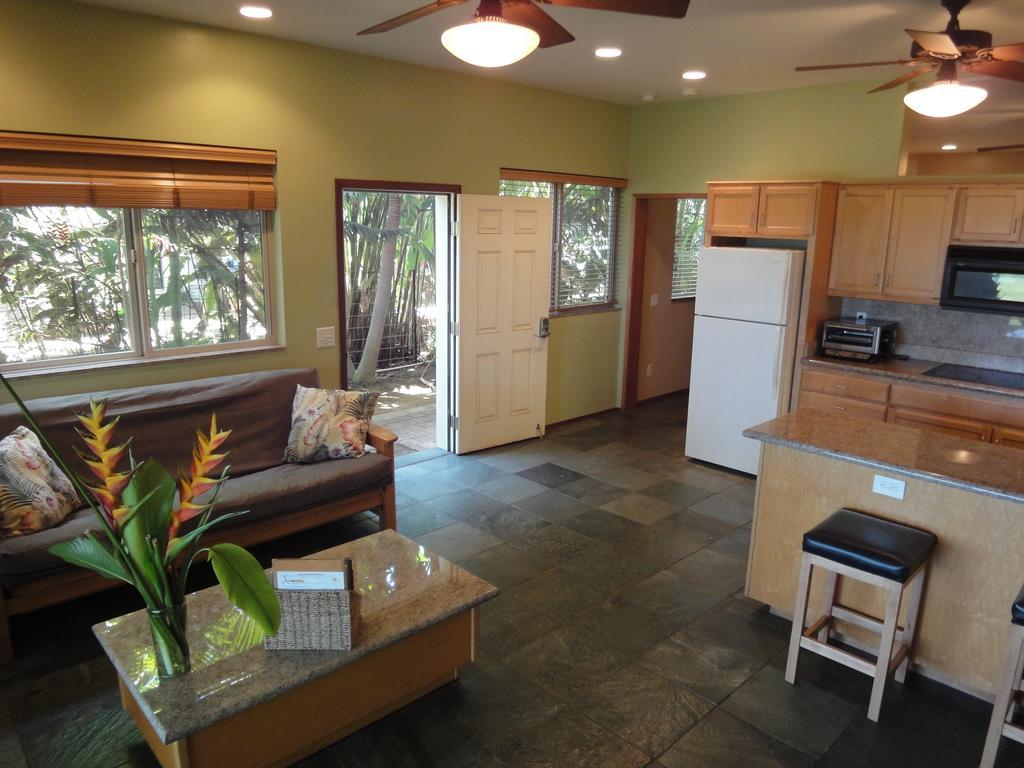 Aloha Aku Inn & Suites Kihei Quarto foto